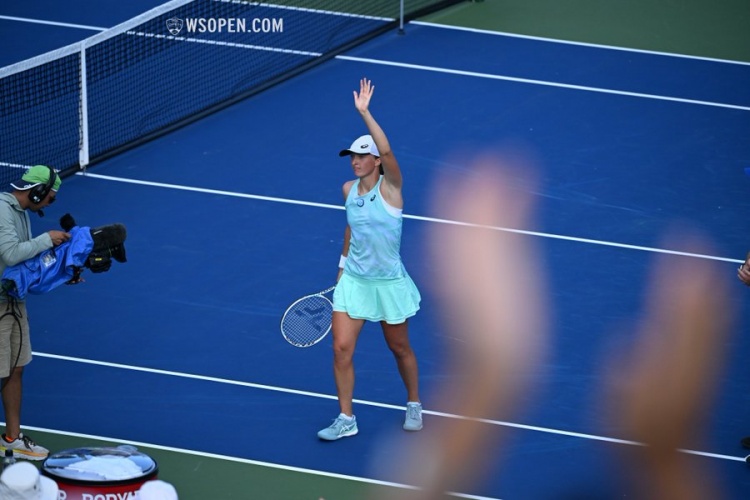 勒堪称现役 勒堪称现役