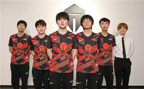 对他的回归 对他的回归